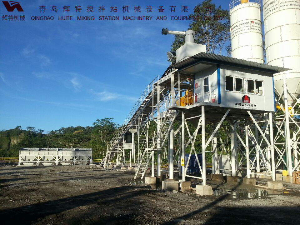 輝特混凝土攪拌站HZS90攪拌臂布置合理，攪拌性能強