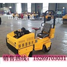 鼎誠廠家直銷1噸雙鋼輪振動壓路機(jī)